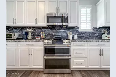 14708 Sherman Way, Van Nuys, CA 91405 - Photo 15