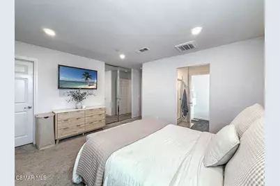 14708 Sherman Way, Van Nuys, CA 91405 - Photo 31