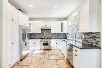 3174 Clarita Court, Thousand Oaks, CA 91362 - Photo 15