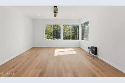 3299 Rikkard Drive, Thousand Oaks, CA 91362 - Photo 9