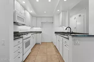 2093 Covington Ave, Simi Valley, CA 93065 - Photo 19