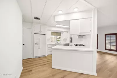 [Address not provided], Newbury Park, CA 91320 - Photo 3