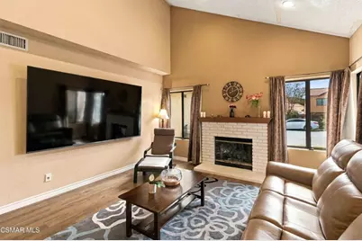 5255 Rainwood Street, Simi Valley, CA 93063 - Photo 9