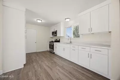 2192 Cordero Avenue, Simi Valley, CA 93065 - Photo 11
