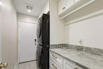 721 Sumter Court, Thousand Oaks, CA 91360 - Photo 29