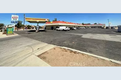 11424 Chamberlaine Way #8 & 9, Adelanto, CA 92392 - Photo 1