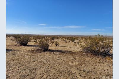 13201 Glendower Avenue, Mojave, CA 93523 - Photo 1