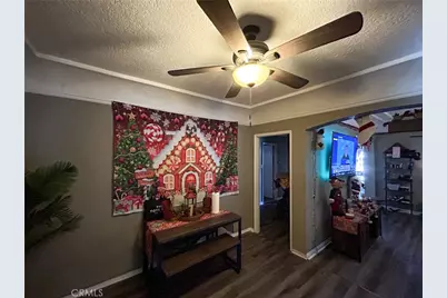 3816 Liberty Boulevard, South Gate, CA 90280 - Photo 5