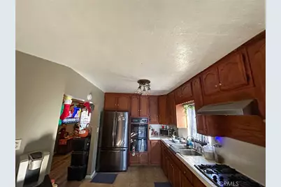 3816 Liberty Boulevard, South Gate, CA 90280 - Photo 7
