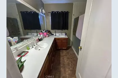 3816 Liberty Boulevard, South Gate, CA 90280 - Photo 11