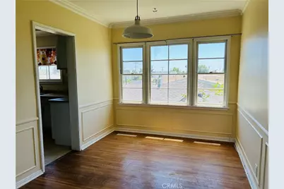 2018 W 39th Street, Los Angeles, CA 90008 - Photo 9