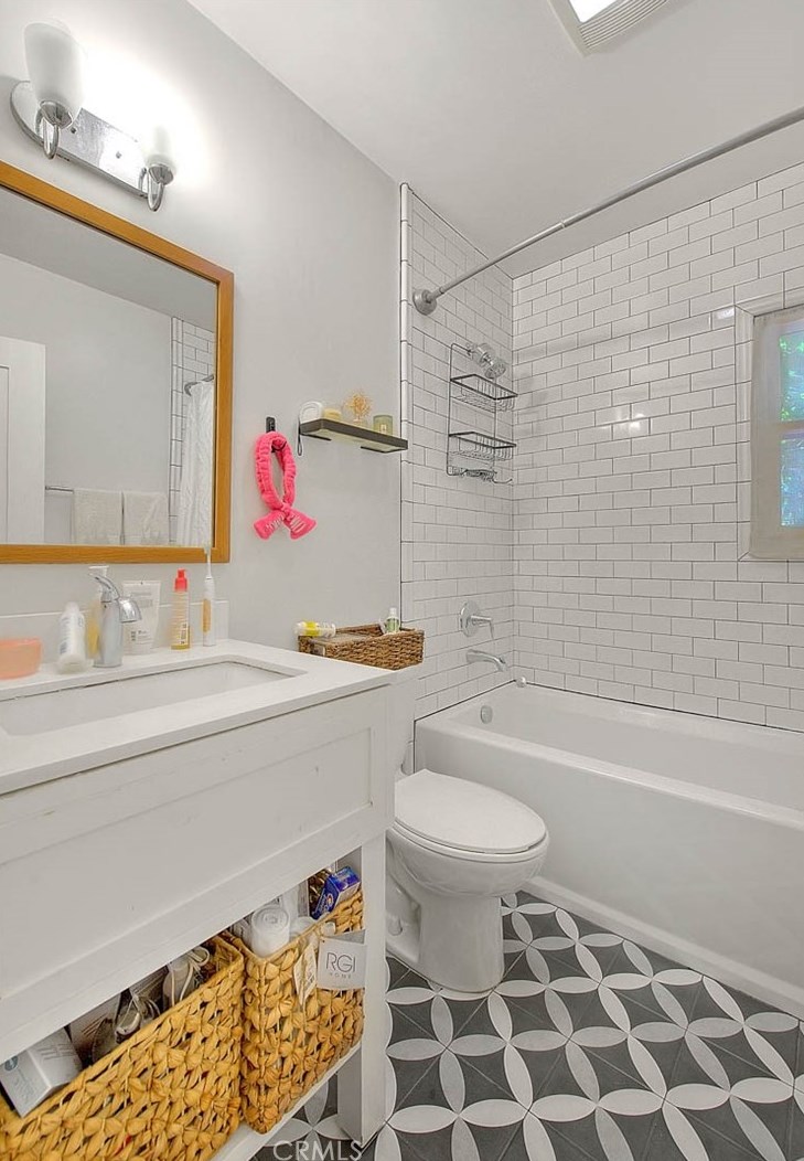 421 5 St, Alhambra CA 91801-3478 exterior