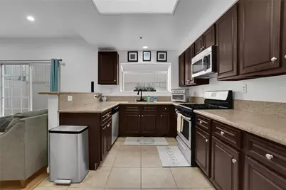 14031 Astoria Street #102, Sylmar, CA 91342 - Photo 15