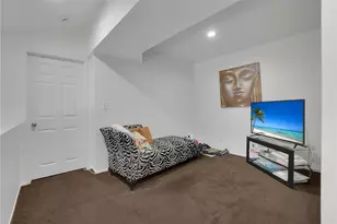 14031 Astoria St, Sylmar, CA 91342 - Photo 27