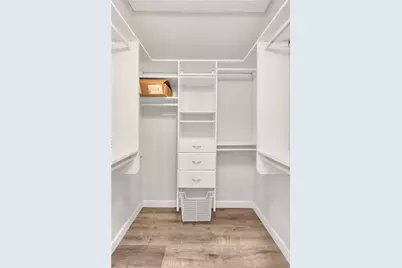 300 N El Molino Avenue #118, Pasadena, CA 91101 - Photo 27