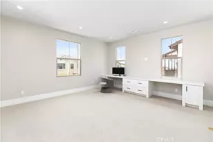 127 Oakstone, Irvine, CA 92618 - Photo 17