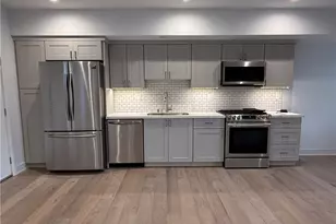 137 S Wilson Ave, Pasadena, CA 91106 - Photo 11