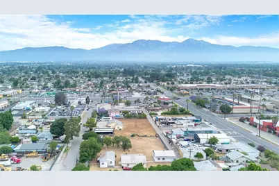 141 S Cypress Avenue, Ontario, CA 91762 - Photo 31