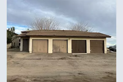 16585 Green Tree Boulevard, Victorville, CA 92395 - Photo 5