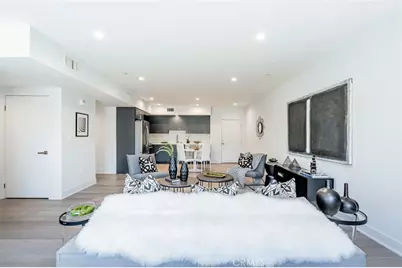 137 S Wilson Avenue #107, Pasadena, CA 91106 - Photo 7