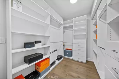 823 S Bundy Drive #110, Los Angeles, CA 90049 - Photo 31