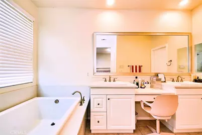 13288 Cactus Flower Street, Eastvale, CA 92880 - Photo 9