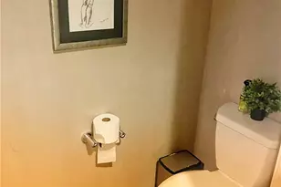 801 S Grand Ave, Los Angeles, CA 90017 - Photo 23