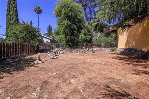 3953 Santa Carlotta, La Crescenta, CA 91214 - Photo 21