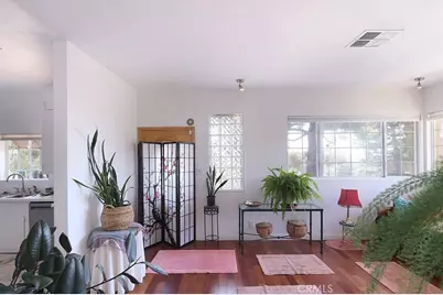 3953 Santa Carlotta, La Crescenta, CA 91214 - Photo 5