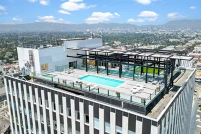 3810 Wilshire Boulevard #2002, Los Angeles, CA 90010 - Photo 1