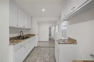 13032 S Main St, Los Angeles, CA 90061 - Photo 5