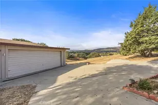 22801 Fran Dr, Tehachapi, CA 93561 - Photo 29
