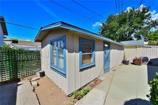 1757 E Villa St, Pasadena, CA 91106 - Photo 7