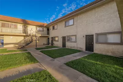 120 N 13th Avenue, Upland, CA 91786 - Photo 11