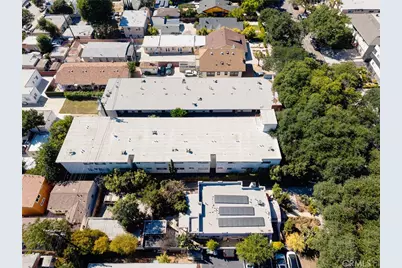 332 Riverdale Drive, Glendale, CA 91204 - Photo 15