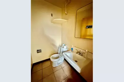 6513 Whittier, Los Angeles, CA 90022 - Photo 9