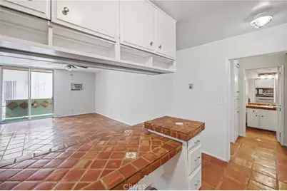 425 S Kenmore #206, Los Angeles, CA 90020 - Photo 17