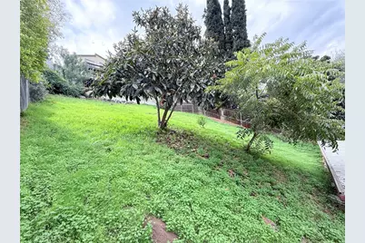 2575 Riverside Terrace, Los Angeles, CA 90039 - Photo 25