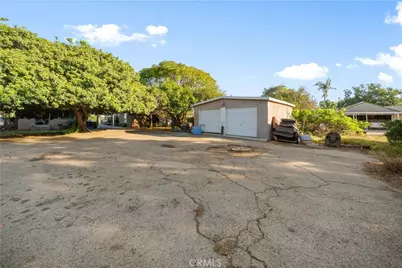 277 N Myrtle, Pomona, CA 91768 - Photo 43