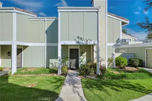 27130 Hidaway, Canyon Country, CA 91351 - Photo 3