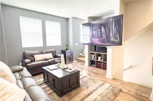 14124 W Pine Ln, Van Nuys, CA 91405 - Photo 3