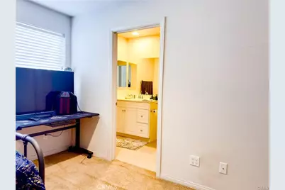 14124 W Pine Lane, Van Nuys, CA 91405 - Photo 9