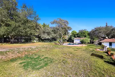 1127 W Foothill Boulevard, Arcadia, CA 91006 - Photo 31