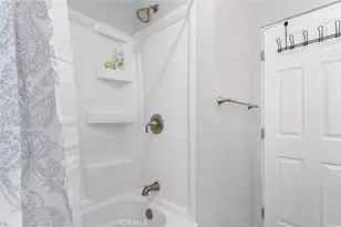 56320 Bonanza, Yucca Valley, CA 92284 - Photo 17