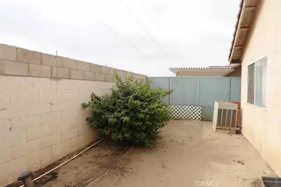 14419 Woodland Drive, Fontana, CA 92337 - Photo 17