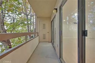 460 Oak St, Glendale, CA 91204 - Photo 9
