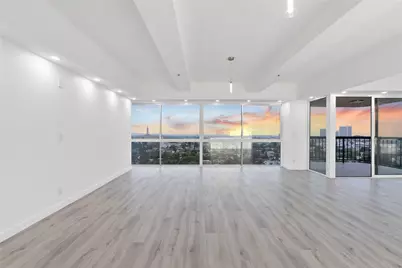 10790 Wilshire Boulevard #806, Los Angeles, CA 90024 - Photo 19