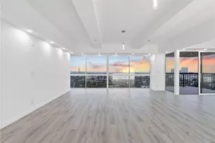 10790 Wilshire Blvd, Los Angeles, CA 90024 - Photo 19