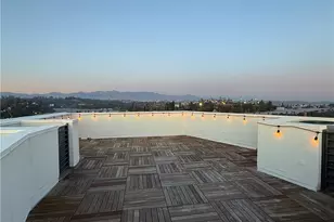 1025 White Knoll, Los Angeles, CA 90012 - Photo 21