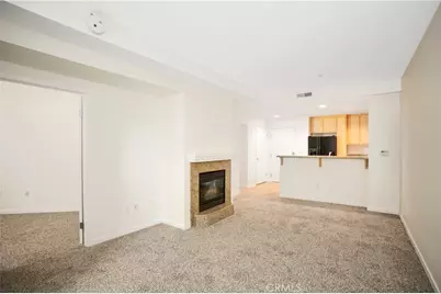 160 S Hudson Avenue #303, Pasadena, CA 91101 - Photo 3